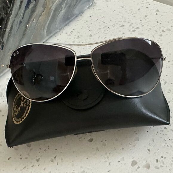 Silver and Black Aviator Sunglasses Accessories main image 5